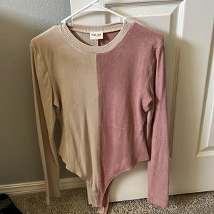 Women’s body suit Large